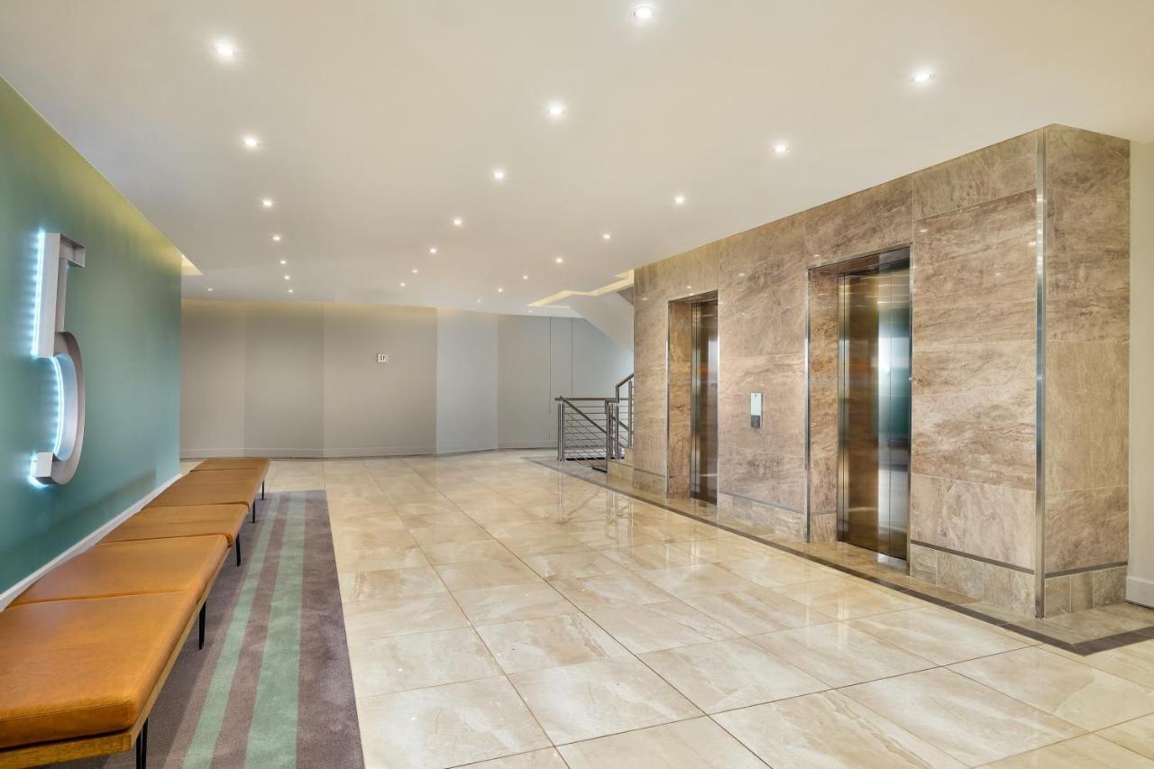 The Regency Apartment Hotel Menlyn Pretoria Exterior foto