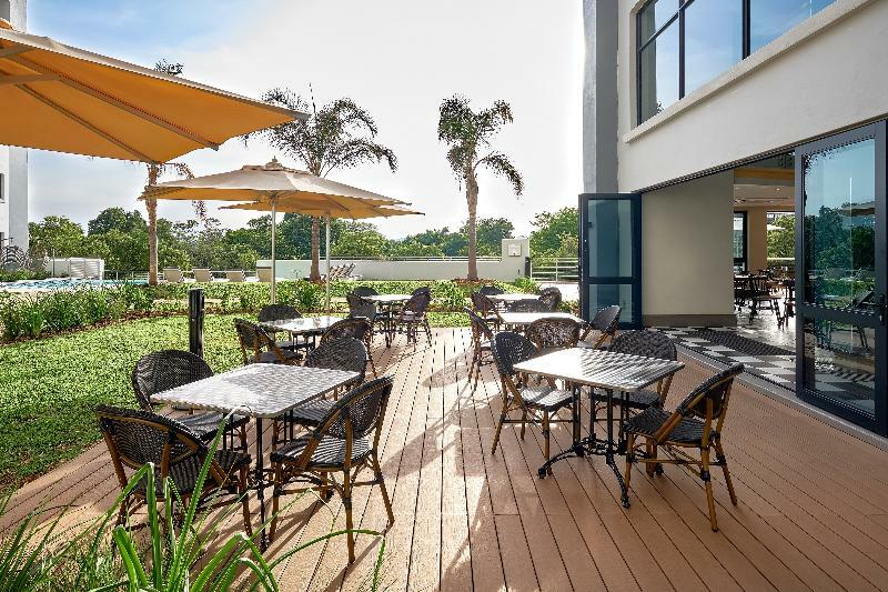 The Regency Apartment Hotel Menlyn Pretoria Exterior foto